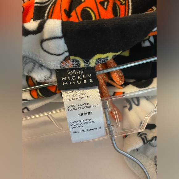 ❌Disney Halloween pajama lounge pants 3x - Picture 8 of 8